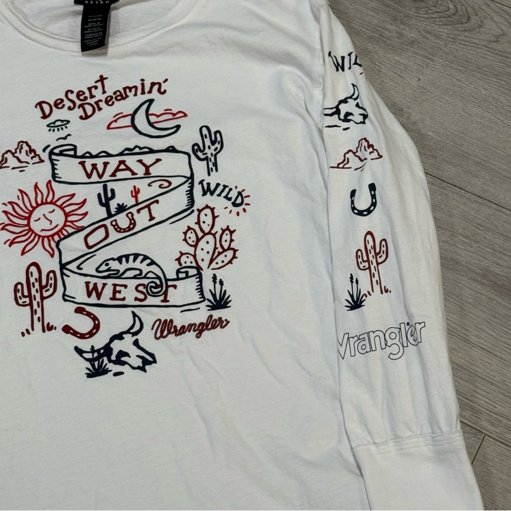 Wrangler Retro White Desert Dreamin' Long Sleeve Graphic Tee Medium - Picture 2 of 14